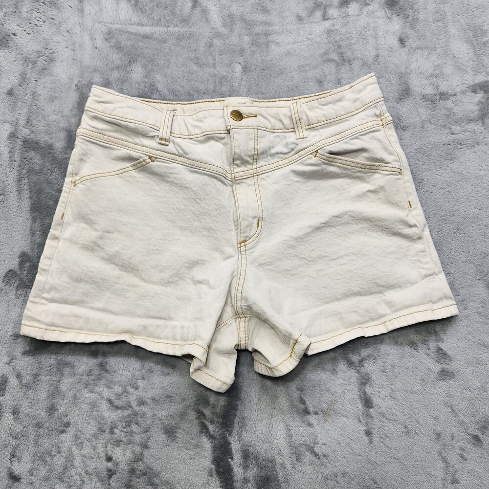 Universal Thread Shorts Womens‎ 10/30 Beige Vintage Midi Bermuda Stretch Denim